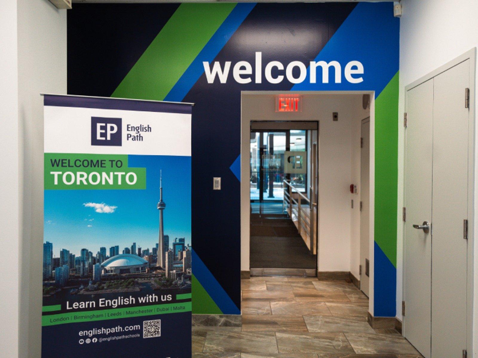 انجلش باث, تورونتو, كندا